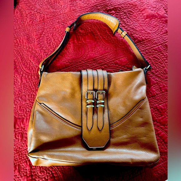 Medium Shoulder Bag - Picture 1 of 6